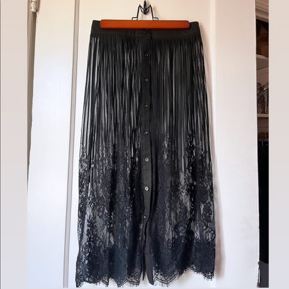 Designer lace button up skirt by Mute by Joanne Lu (size small)